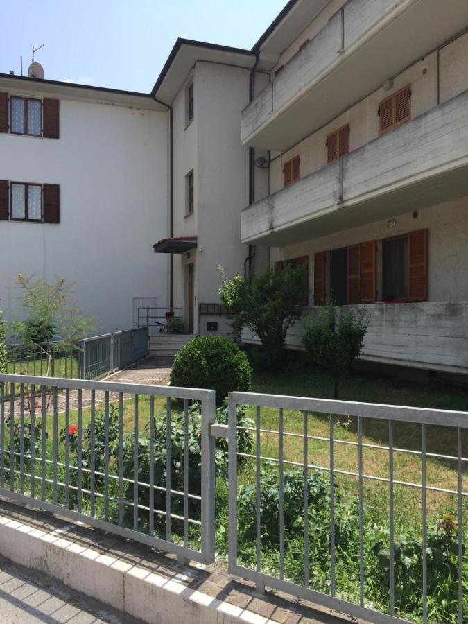 Appartamento Giacomo Leopardi Piobbico Exterior photo